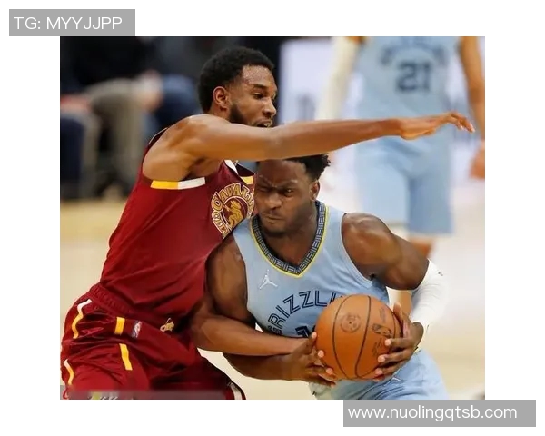 活塞队与猛龙队激战正酣谁能在这场对决中笑到最后