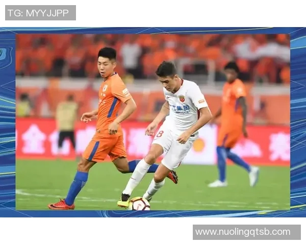 山东德比激战鲁能全力争胜展现足球魅力与激情